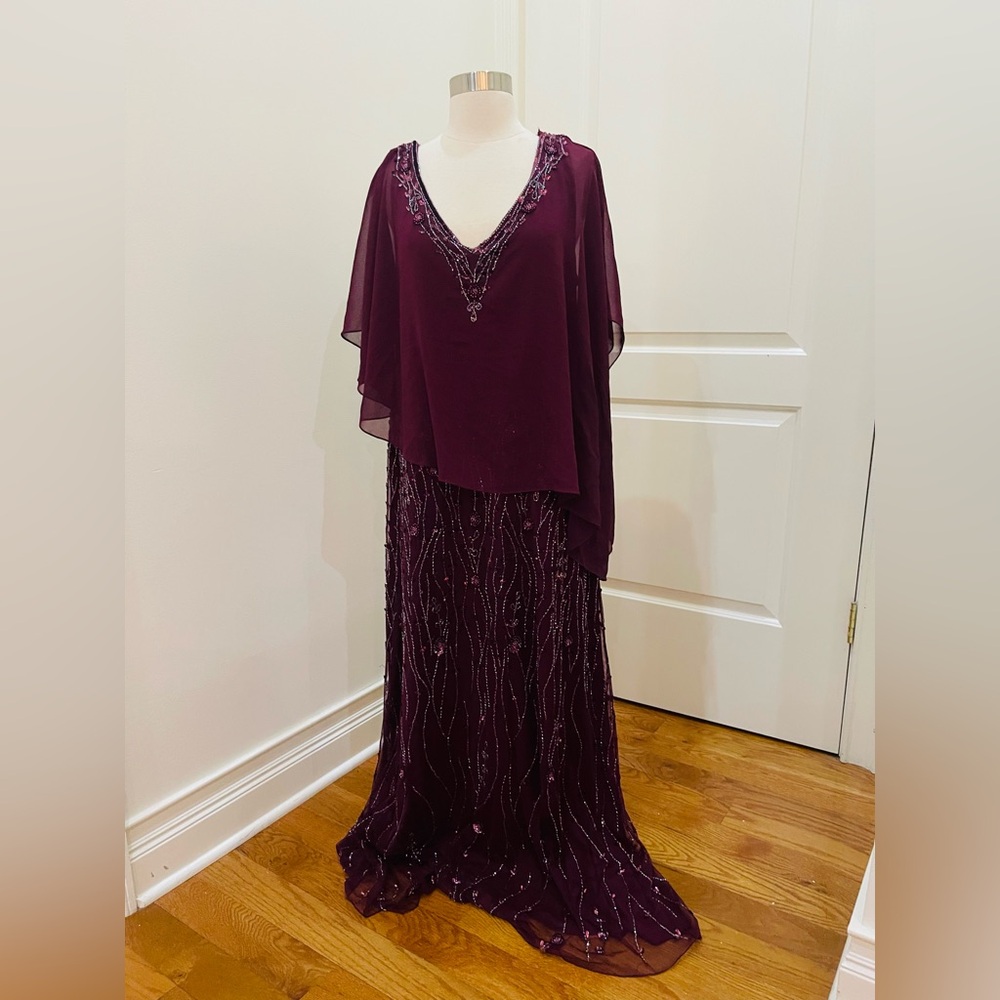 Jkara Elegant Burgundy Evening Gown Sz 16